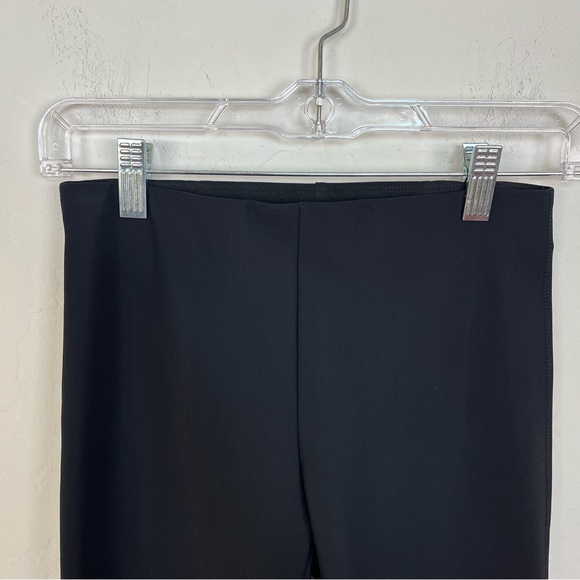 Theory Solid Bike Shorts in Black - Picture 3 of 9